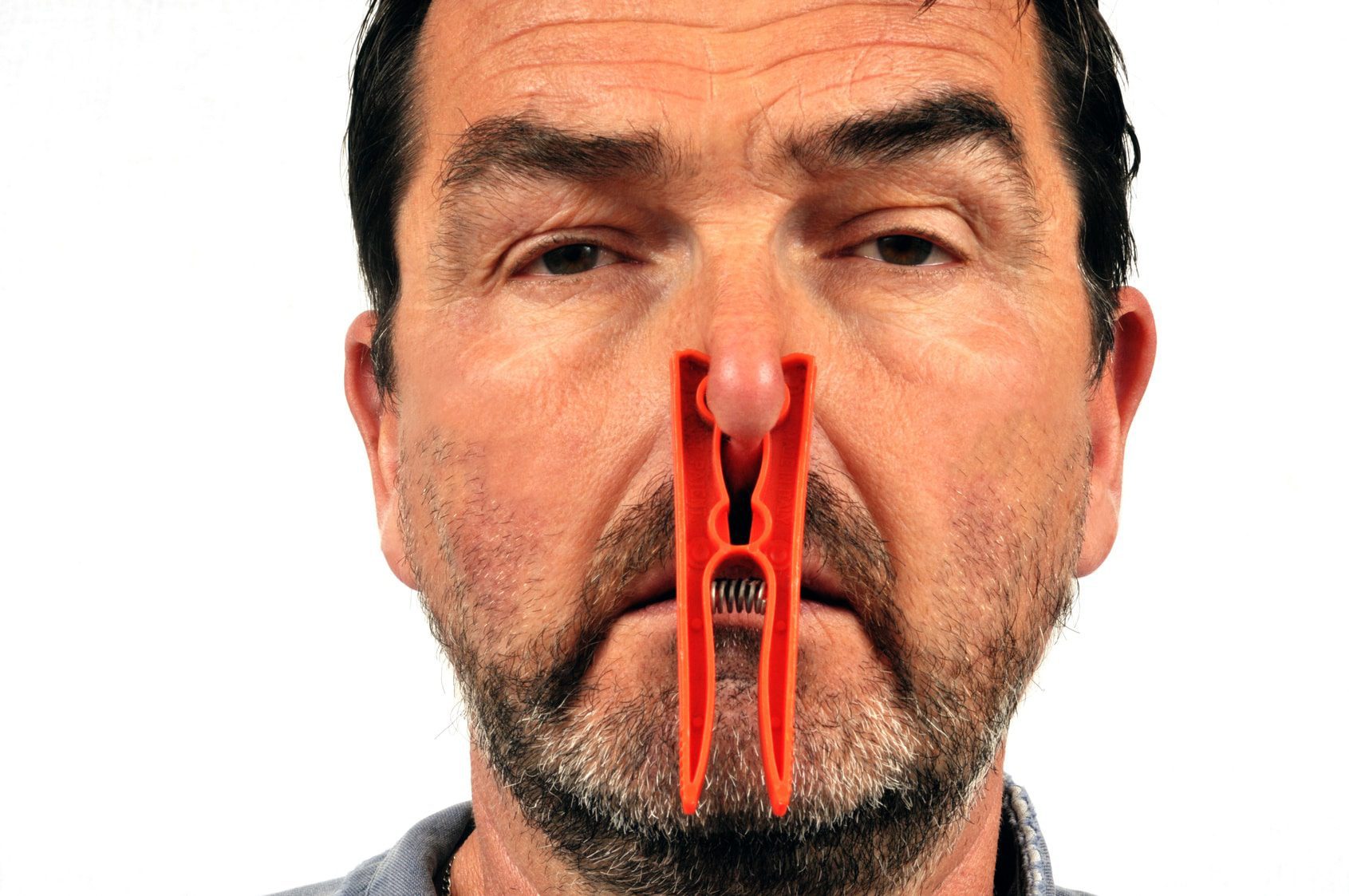 dévouté des mauvaises odeurs vous êtes autoritaires btlv.fr