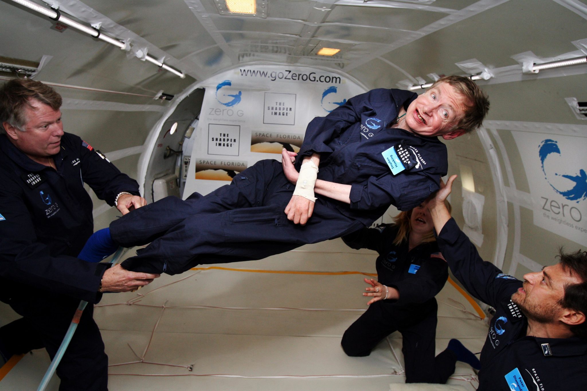 Stephen Hawking est mort btlv.fr